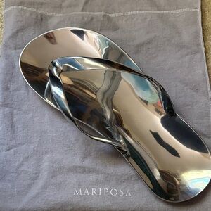 Marisa Silver Metallic Flip Flop Tray